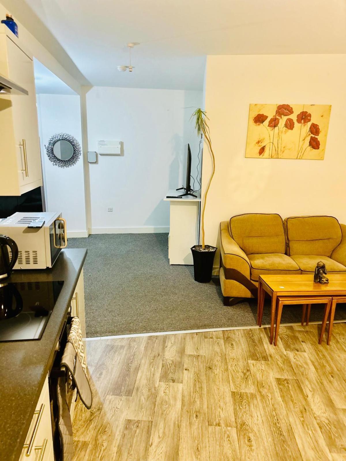 Studio Flat In Донкастер Экстерьер фото